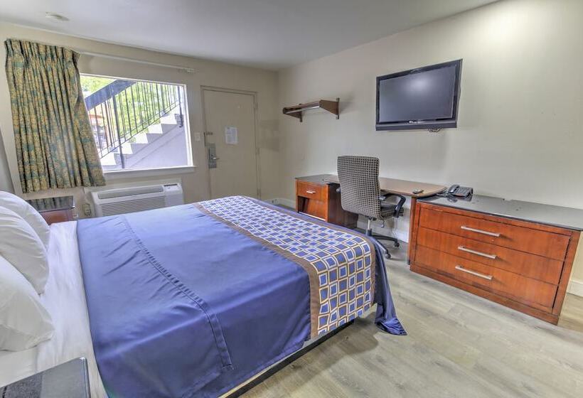 Отель Budget Lodge Churchland