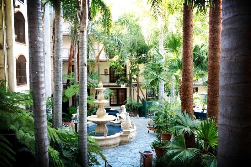 Buena Park Grand Hotel & Suites