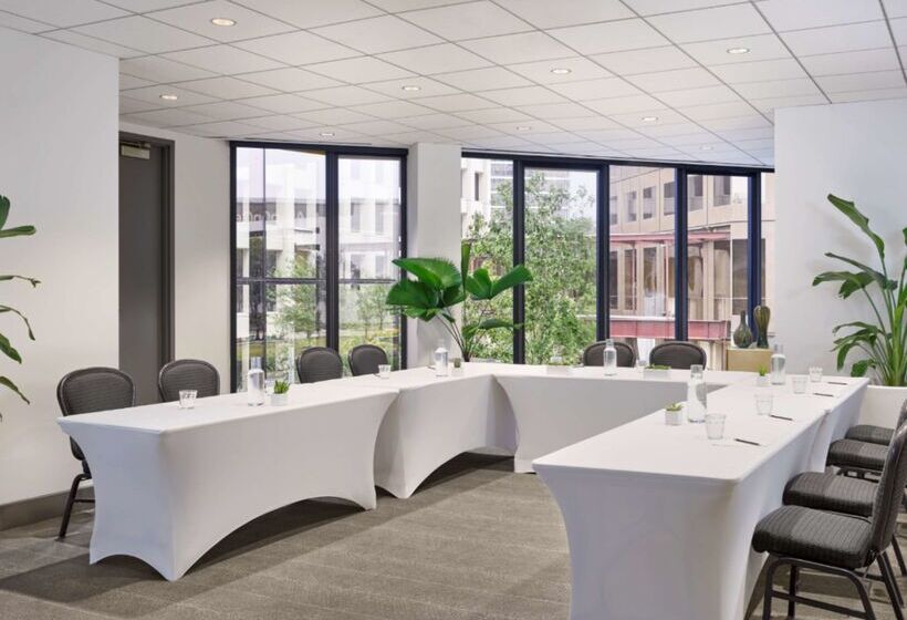 Отель C. Baldwin, Curio Collection By Hilton