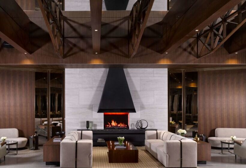 هتل C. Baldwin, Curio Collection By Hilton