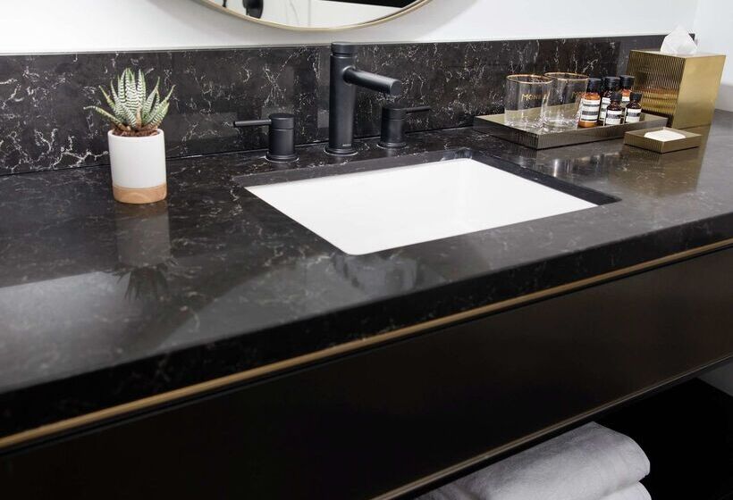 Отель C. Baldwin, Curio Collection By Hilton