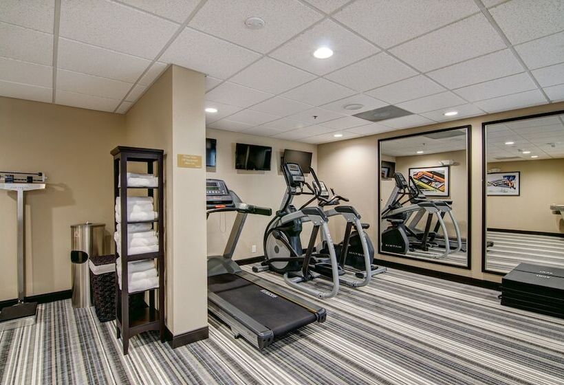 בית מלון כפרי Candlewood Suites Richmond   West Broad, An Ihg