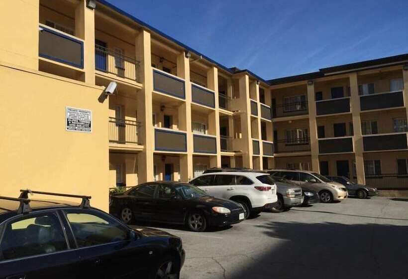 هتل Civic Center Inn