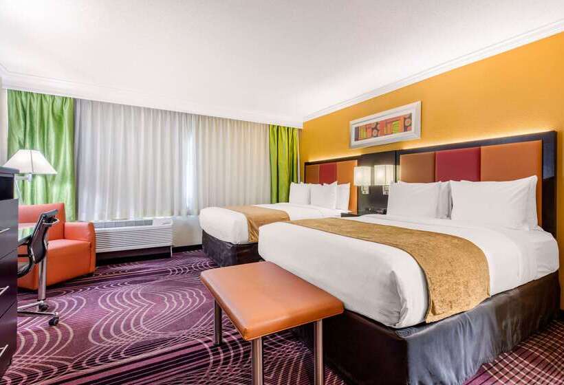 هتل Holiday Inn Nashville Downtown   Stadium, An Ihg