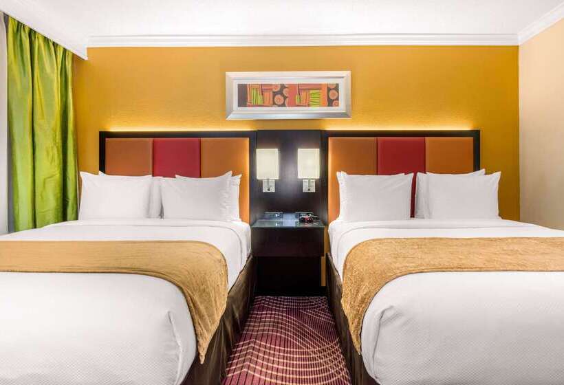 هتل Holiday Inn Nashville Downtown   Stadium, An Ihg