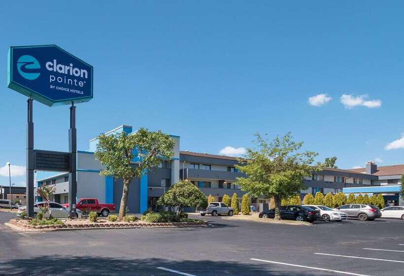 فندق Clarion Pointe Okc Airport