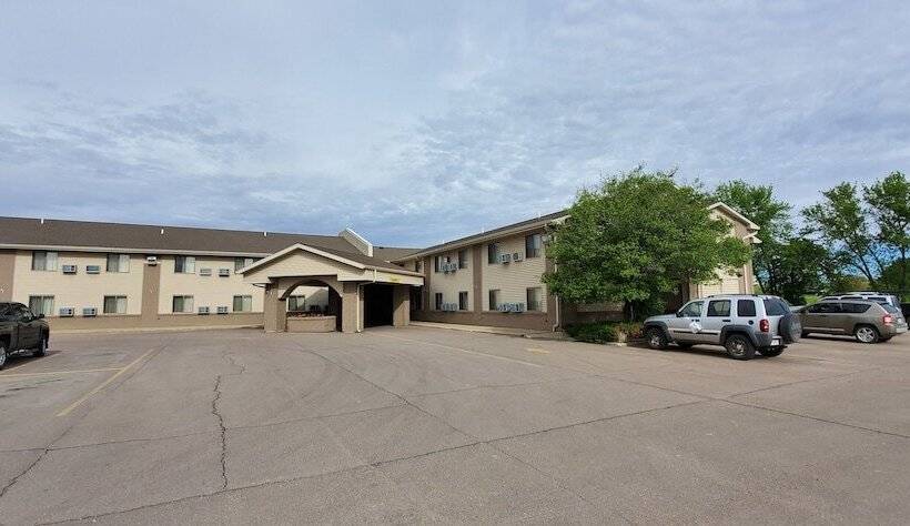 בית מלון כפרי Cottonwood Inn And Conference Center