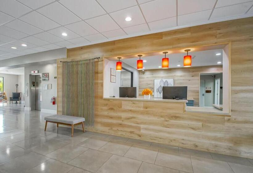 Отель Country Inn & Suites By Radisson, New Orleans I10 East, La