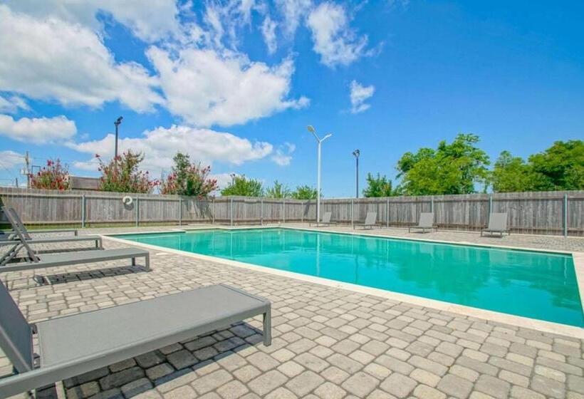 Отель Country Inn & Suites By Radisson, New Orleans I10 East, La