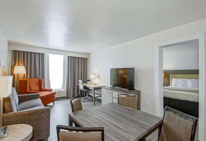 فندق Country Inn & Suites By Radisson, New Orleans I10 East, La