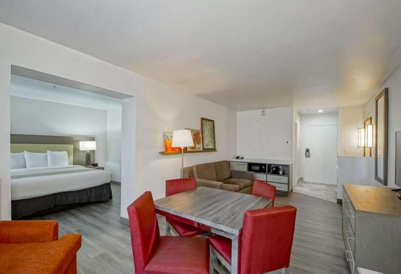 Отель Country Inn & Suites By Radisson, New Orleans I10 East, La