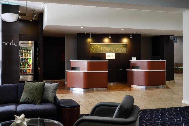فندق Courtyard By Marriott Santa Rosa