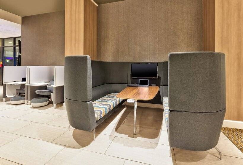 בית מלון כפרי Crowne Plaza Dulles Airport, An Ihg