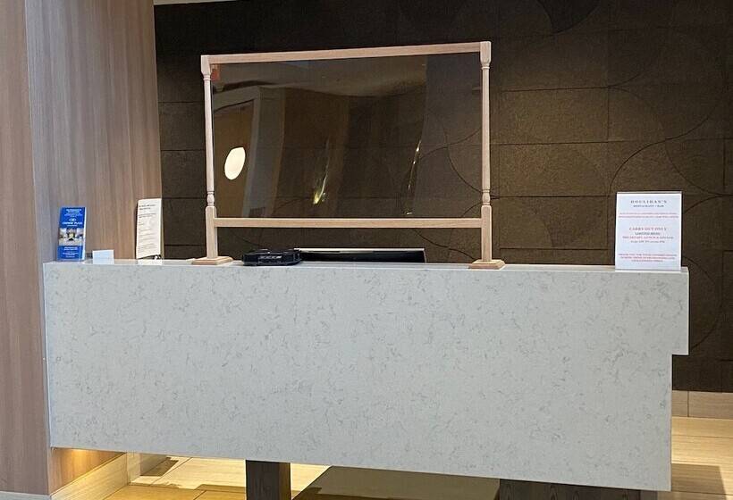 בית מלון כפרי Crowne Plaza Dulles Airport, An Ihg