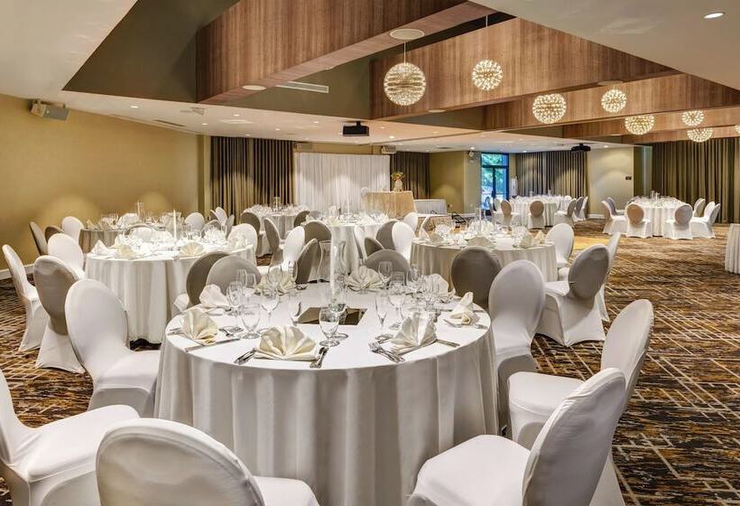 בית מלון כפרי Crowne Plaza Dulles Airport, An Ihg