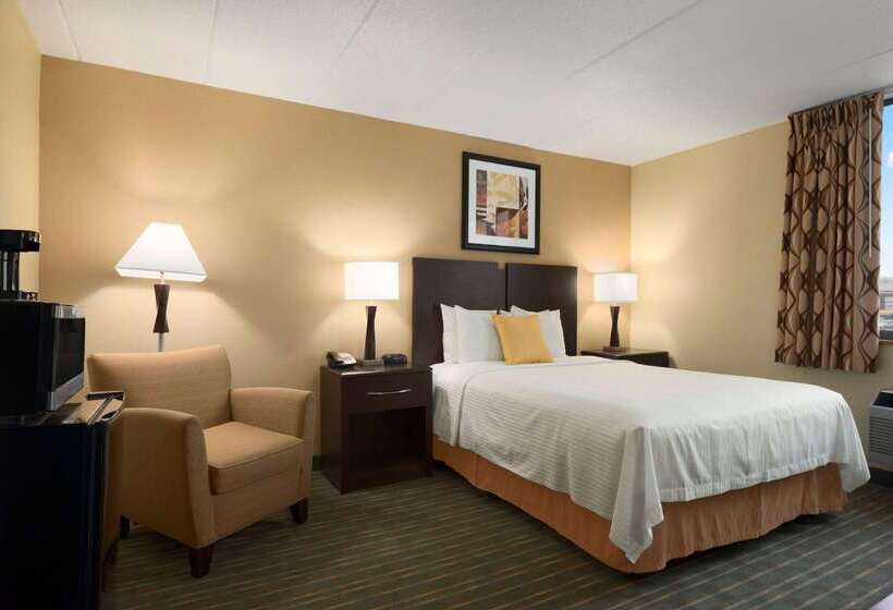 Days Hotel By Wyndham University Ave Se