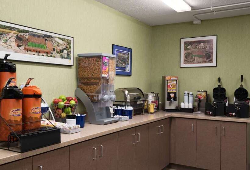 Days Hotel By Wyndham University Ave Se