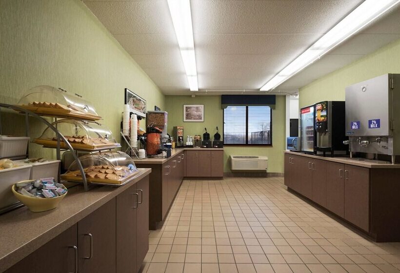 Days Hotel By Wyndham University Ave Se