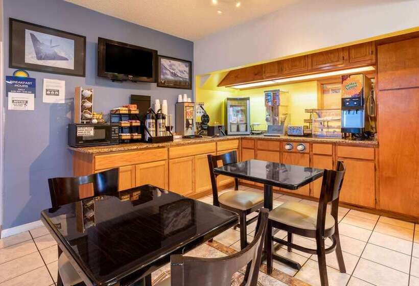 فندق Days Inn By Wyndham Alamogordo