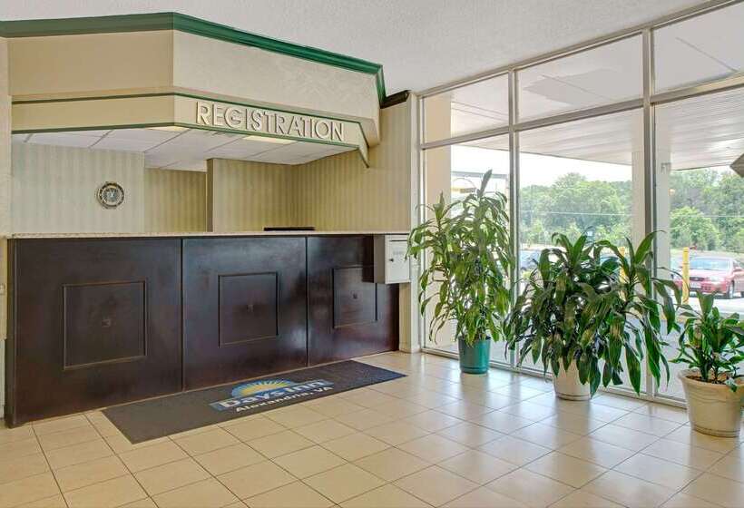 호텔 Days Inn By Wyndham Alexandria South