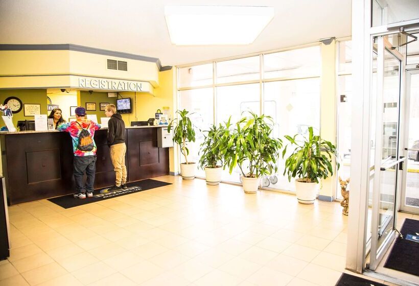 호텔 Days Inn By Wyndham Alexandria South