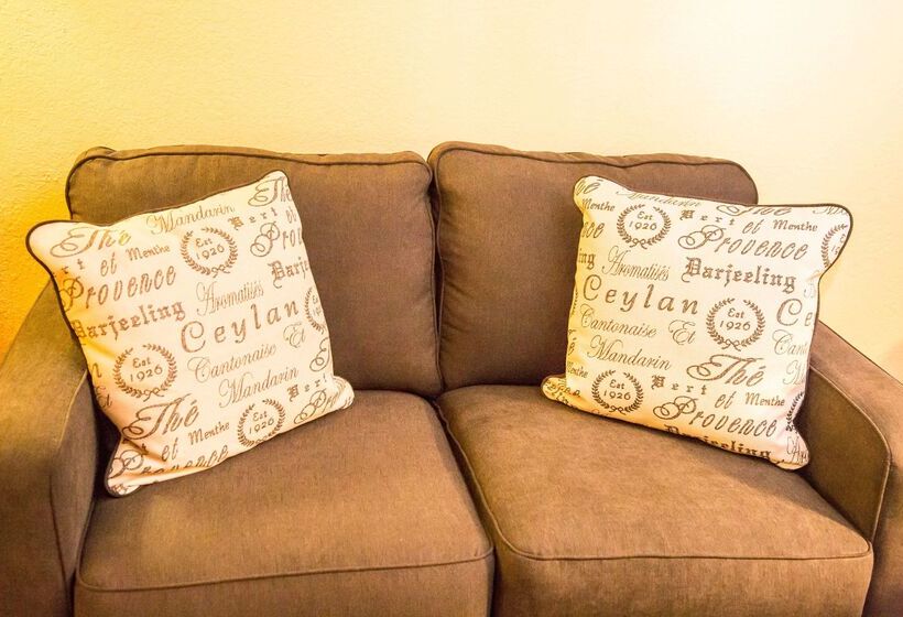 호텔 Days Inn By Wyndham Alexandria South