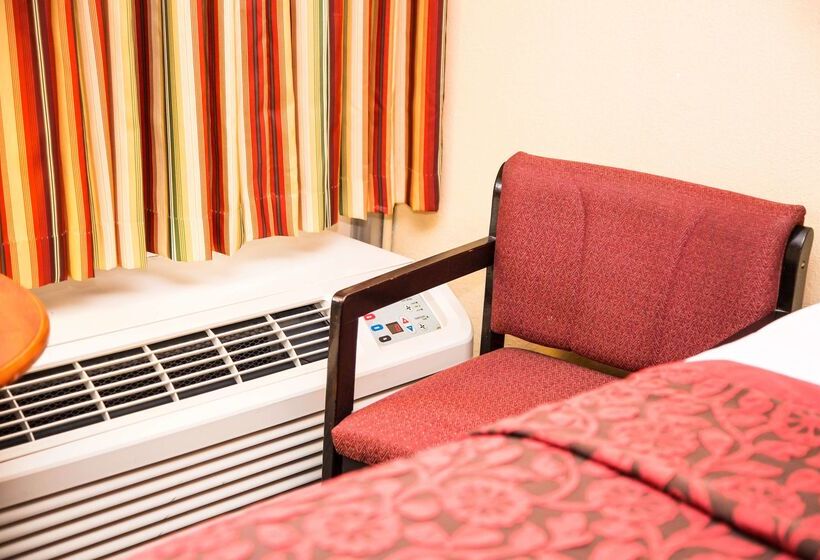 호텔 Days Inn By Wyndham Alexandria South