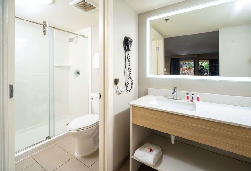 فندق Days Inn By Wyndham Atlanta Stone Mountain