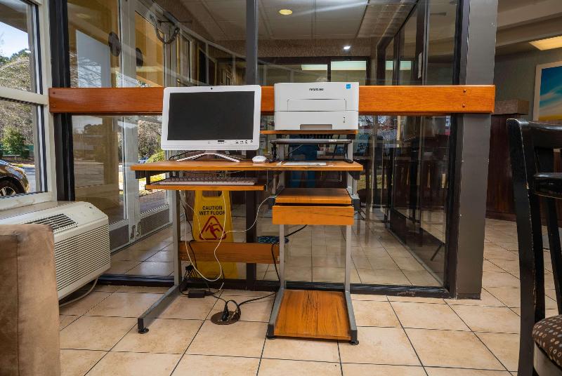 فندق Days Inn By Wyndham Atlanta Stone Mountain