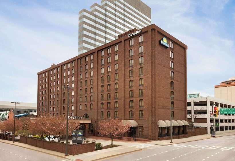 בית מלון כפרי Days Inn By Wyndham Baltimore Inner Harbor