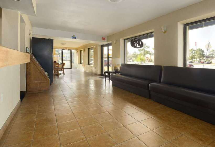 ホテル Days Inn By Wyndham Brunswick/st. Simons Area