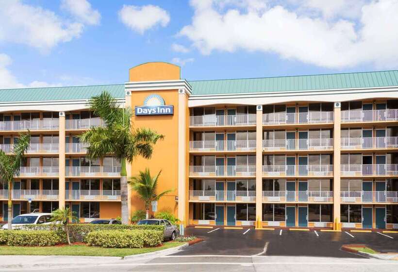 ホテル Days Inn By Wyndham Fort Lauderdale Oakland Park Airport N
