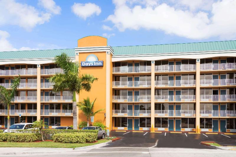 ホテル Days Inn By Wyndham Fort Lauderdale Oakland Park Airport N