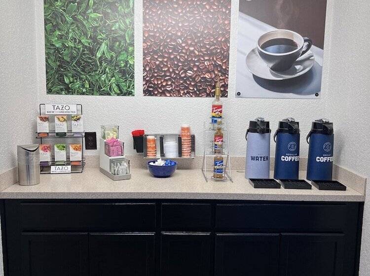 酒店 Clarion Pointe