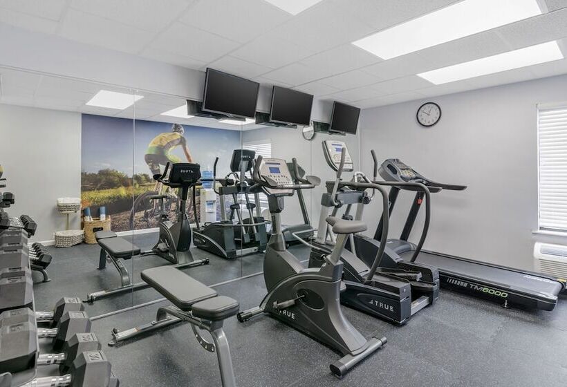 酒店 Clarion Pointe