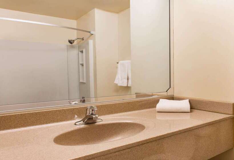 ホテル Days Inn By Wyndham Manassas Battlefield