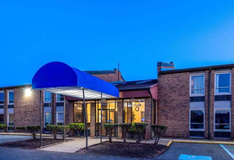 ホテル Days Inn By Wyndham Manassas Battlefield