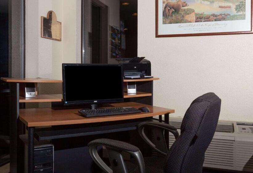 هتل Days Inn By Wyndham Missoula Airport