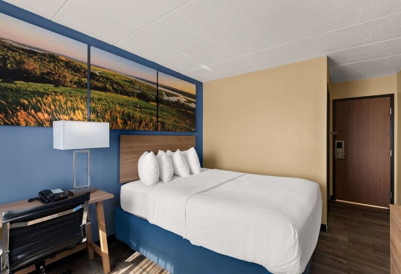 Отель Days Inn By Wyndham Newton