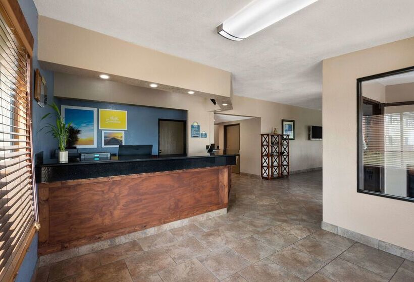 Отель Days Inn By Wyndham Newton