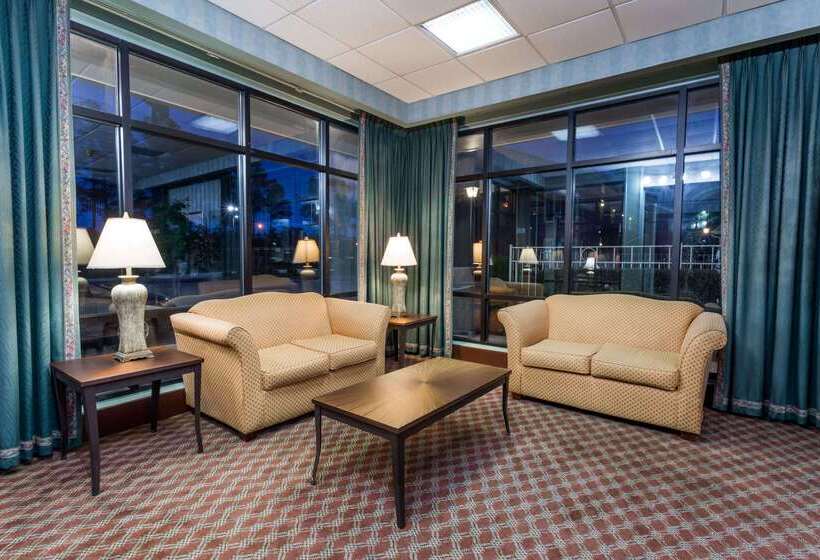 فندق Days Inn By Wyndham Petersburg/south Fort Lee