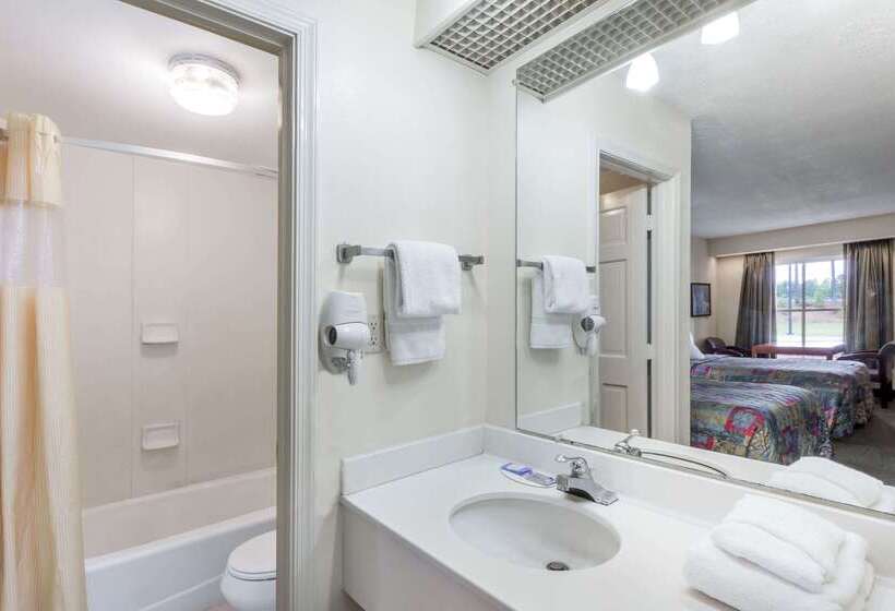 فندق Days Inn By Wyndham Petersburg/south Fort Lee