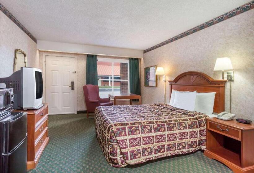 فندق Days Inn By Wyndham Petersburg/south Fort Lee