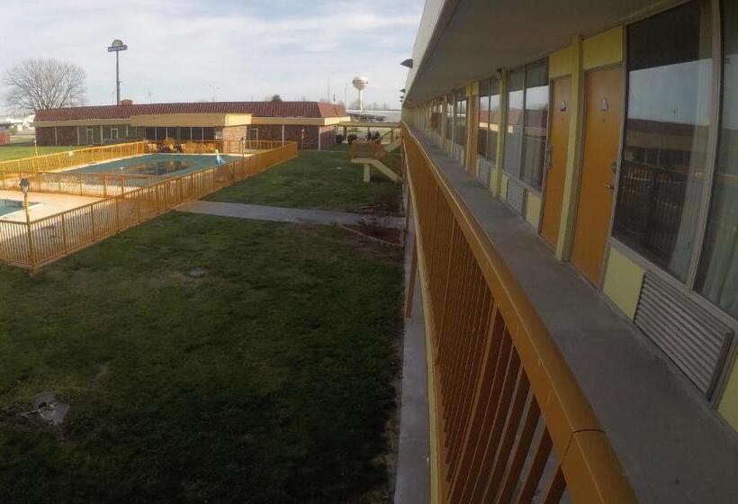 酒店 Days Inn By Wyndham Salem, Il
