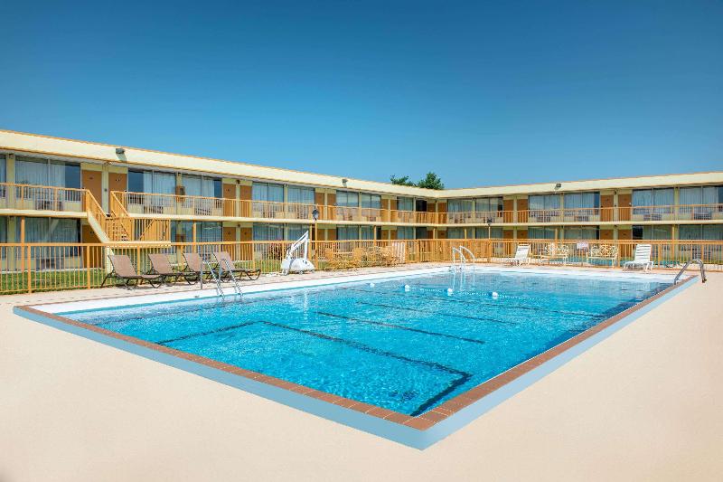 酒店 Days Inn By Wyndham Salem, Il
