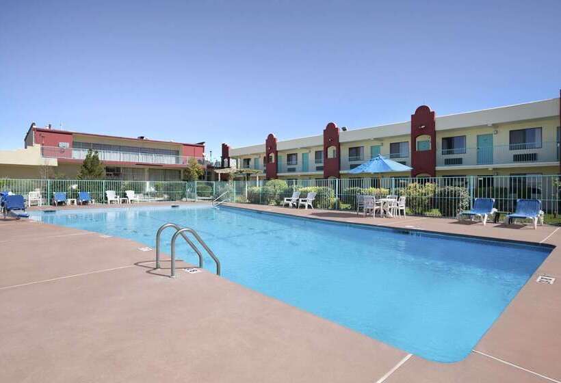 호텔 Days Inn By Wyndham Santa Fe New Mexico