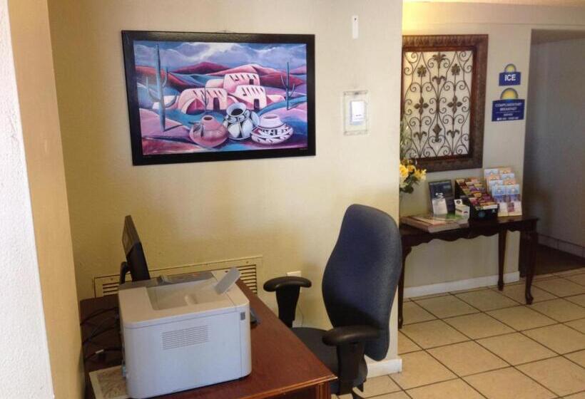 호텔 Days Inn By Wyndham Santa Fe New Mexico