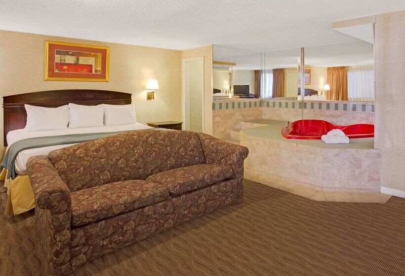 בית מלון כפרי Days Inn By Wyndham Silver Spring