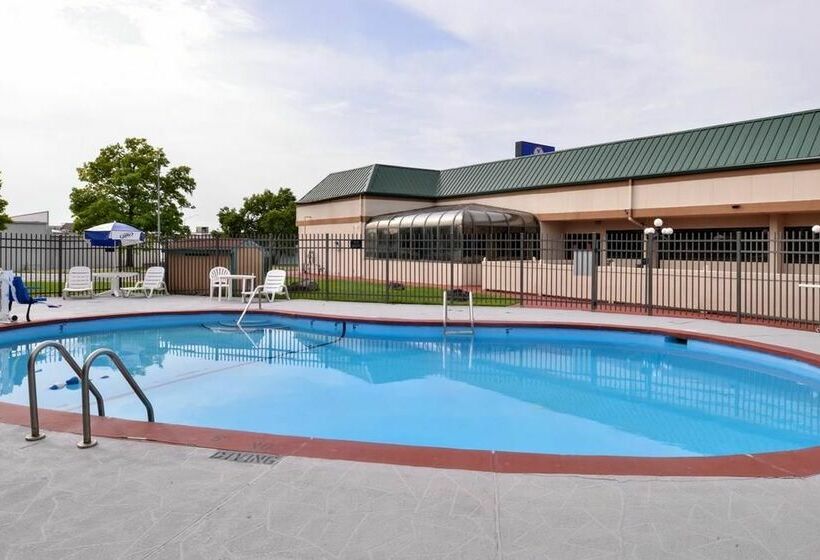 فندق Americas Best Value Inn-Columbia Mall