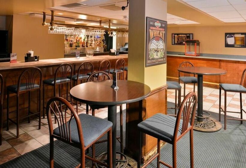 فندق Americas Best Value Inn-Columbia Mall